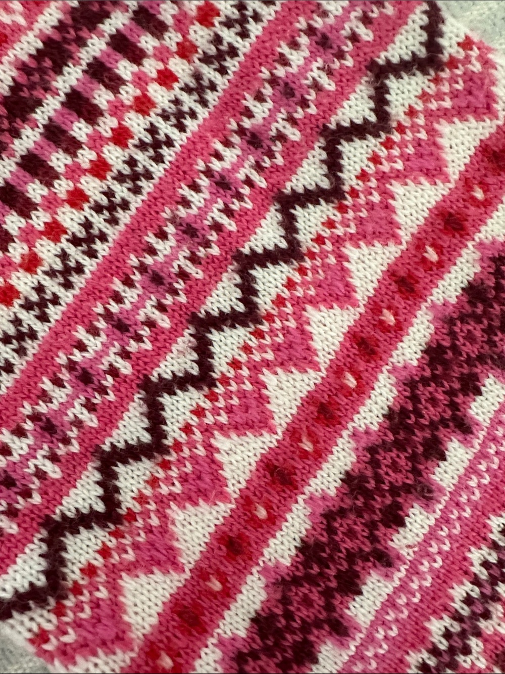 Draper James Fair isle Skinny Scarf Pink Burgundy Cream  80”x7” - Picture 7 of 8